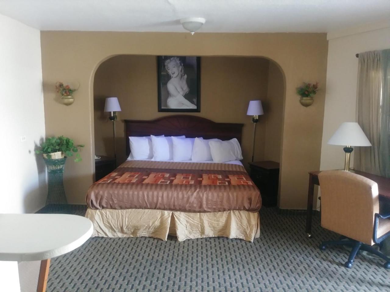 Garden Inn & Suites Ню Браунфелс Екстериор снимка