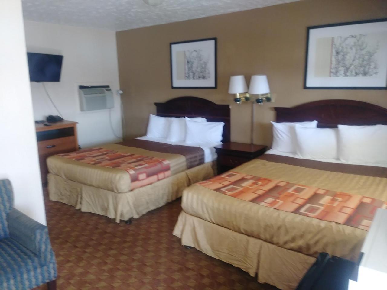 Garden Inn & Suites Ню Браунфелс Екстериор снимка