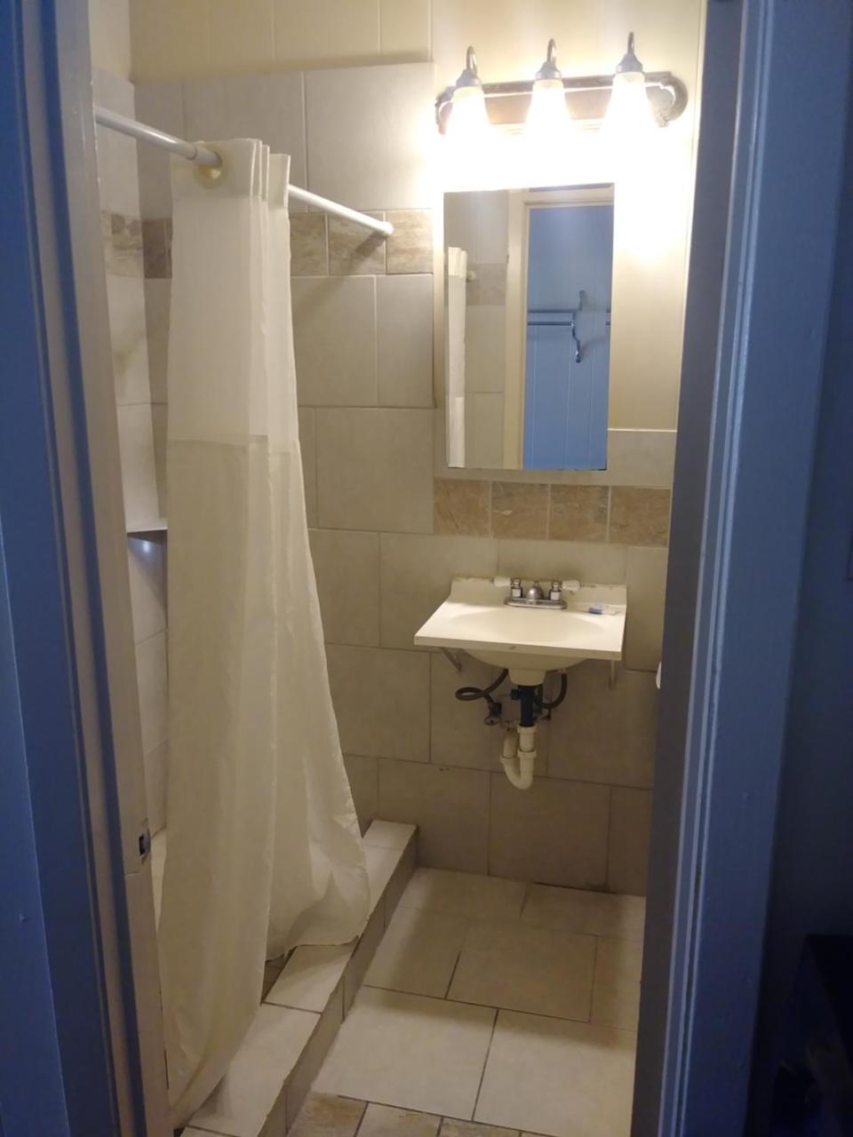 Garden Inn & Suites Ню Браунфелс Екстериор снимка